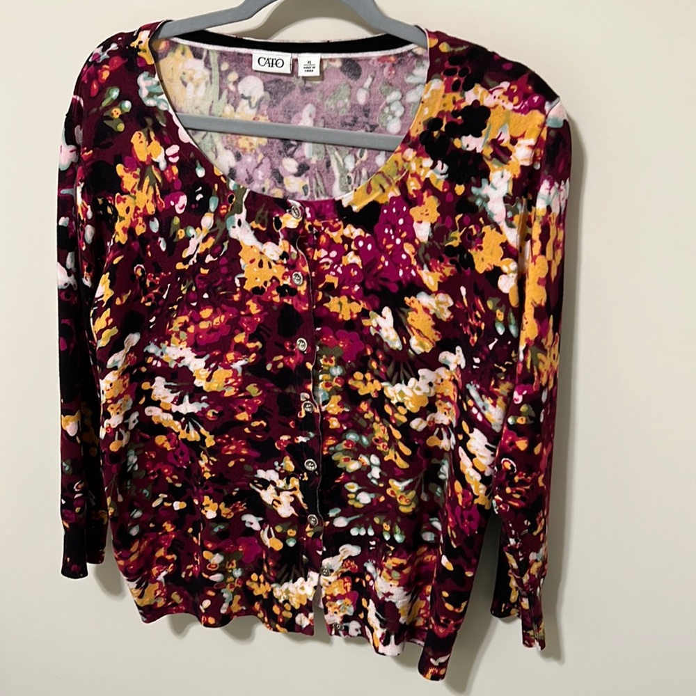 Cato Women’s Cropped Cardigan Sweater / Button Down - Size XL / Like New